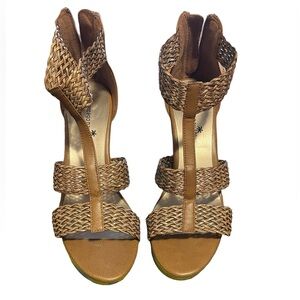 Like new in box tan wedges cork heeled women’s size 8.5.